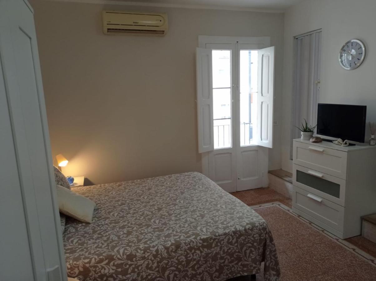 Bari Guest House ภายนอก รูปภาพ