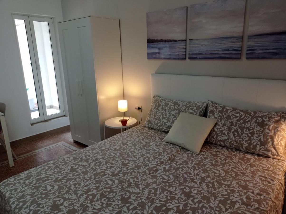 Bari Guest House ภายนอก รูปภาพ